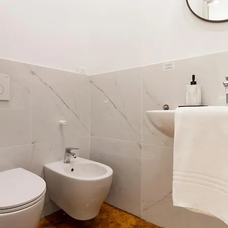 Romantic In The Heart Of Apartamento